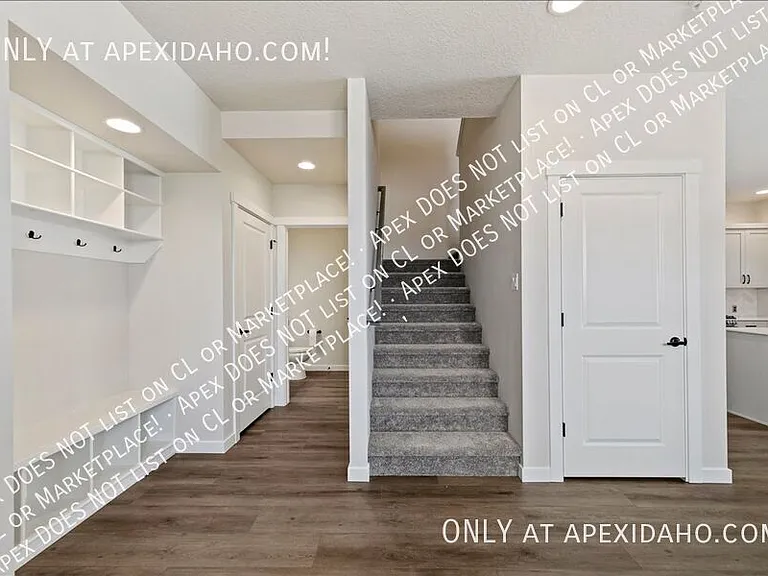 4256 W Topeka St — Photo 5
