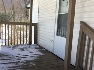 51 Cogles Fields Ln APT 3, Harpers Ferry, WV 25425