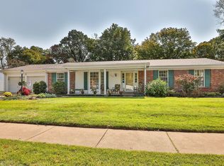 347 Ridgemeadow Dr, Chesterfield, MO 63017