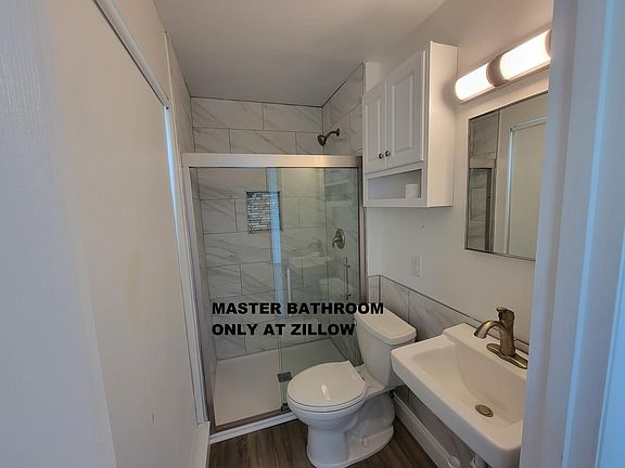 4th image of 3409 Wilshire Dr
