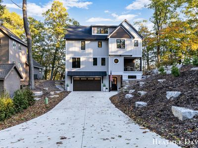 16976 Lake Ave, West Olive, MI, 49460