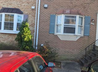 1007 N George Mason Dr, Arlington, VA 22205