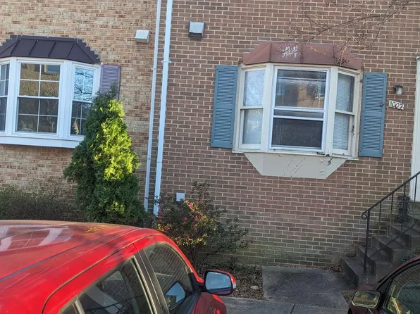 1007 N George Mason Dr, Arlington, VA 22205