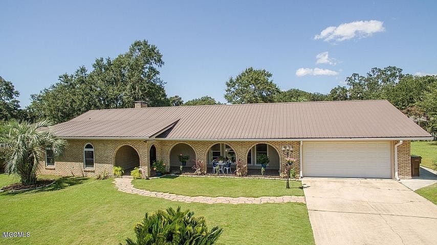 1st image of 129 Pirate Ave