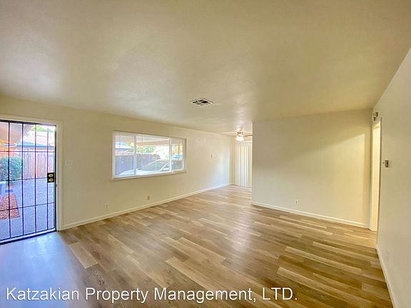 5th image of 250 Segovia Ln
