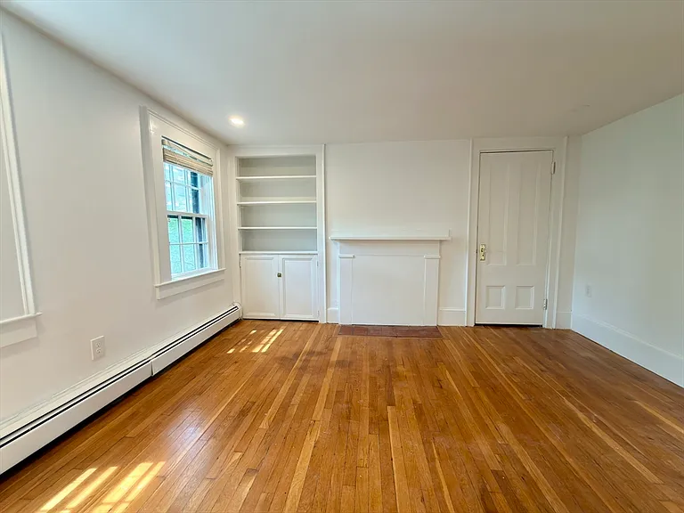 44 Melrose St #4 — Photo 7
