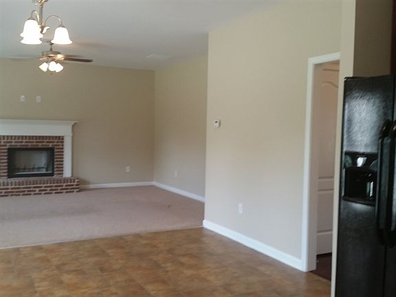 4th image of 2047 Woodlandbrook Dr