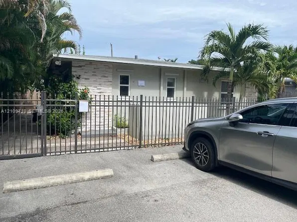 816 NE 17th Way, Fort Lauderdale, FL 33304