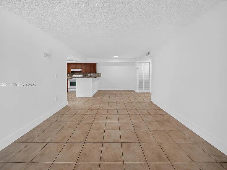 7195 NW 179th St #109 — Photo 8