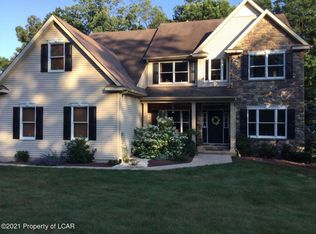 34 Teaberry Dr, Drums, PA 18222