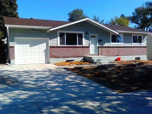 3414 E Bijou St — Photo 1