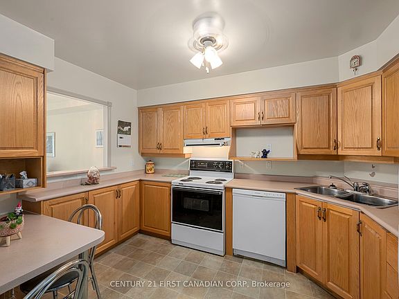 5th image of 511 Gainsborough Rd #307