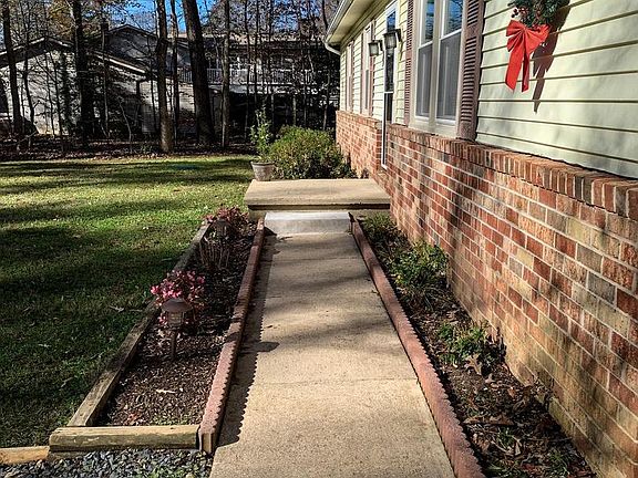 4th image of 37094 Tanyard Dr