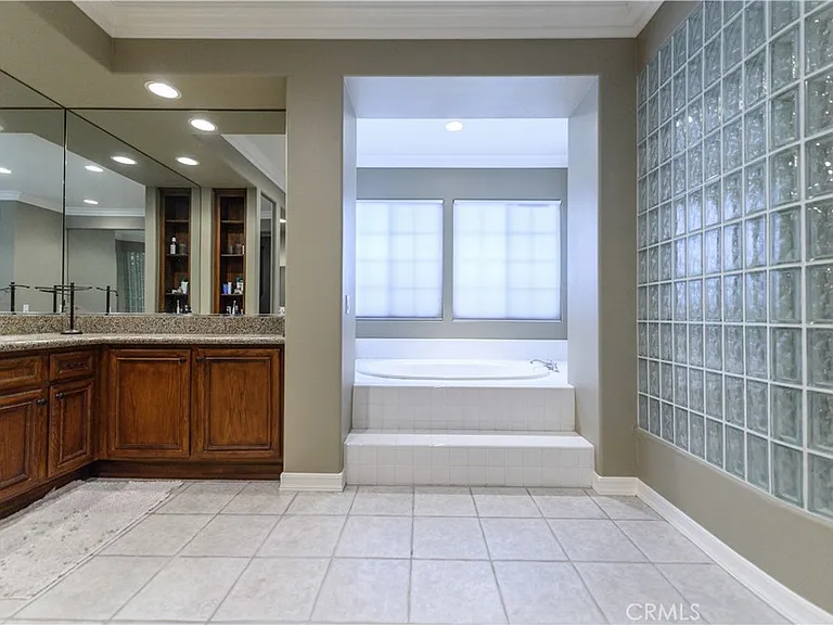 16 Pegasus Dr — Photo 21