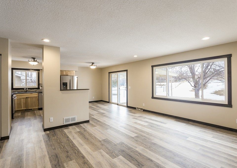 2nd image of 3611 Michigan Ave