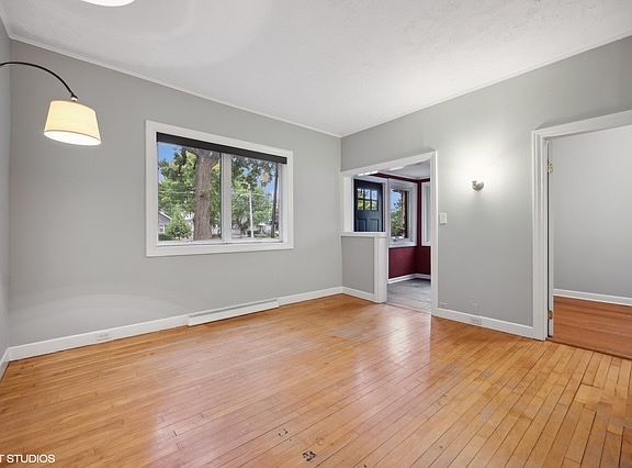 4th image of 306 Ashland Ave