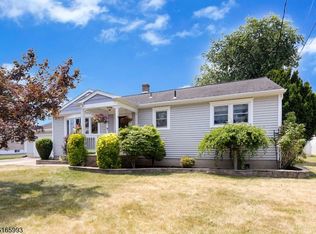 29 N 16th Ave, Manville, NJ 08835