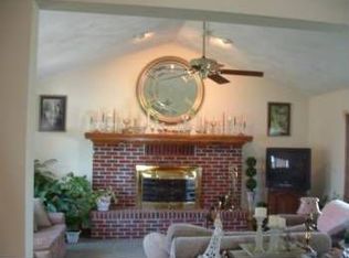 2882 S Royston Rd, Eaton Rapids, MI 48827