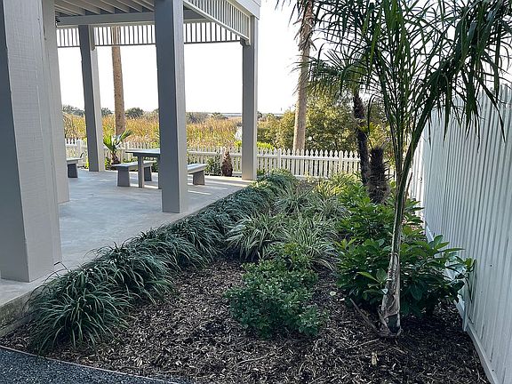 4th image of 1530 Beachtown Dr