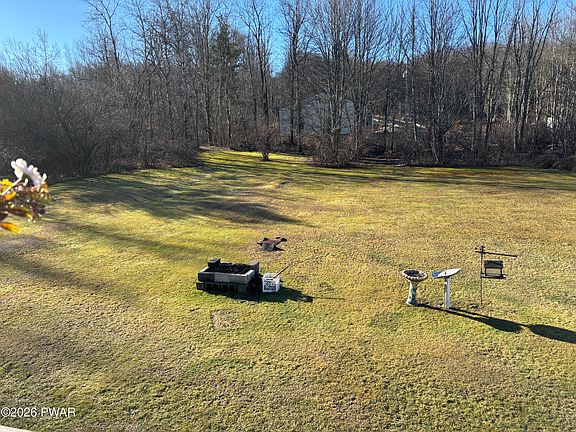 3rd image of 338 Hamlin Hwy