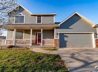 902 Peach Ct, Eudora, KS 66025