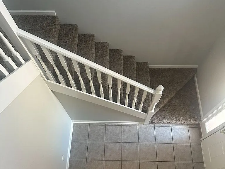 118 S Springview Dr — Photo 4