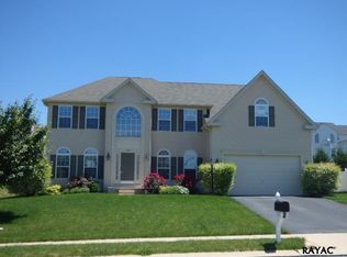 1390 Karens Way, York, PA 17402