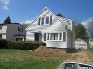 120 Heberle Rd, Rochester, NY 14609