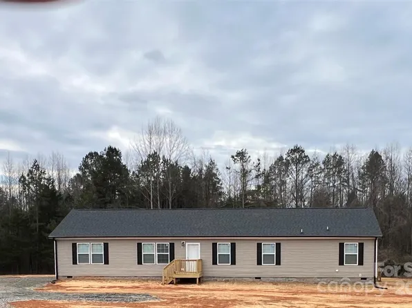 133 Plank Barn Ln, Stony Point, NC 28678