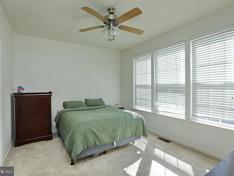 31 Steeplechase Dr — Photo 26