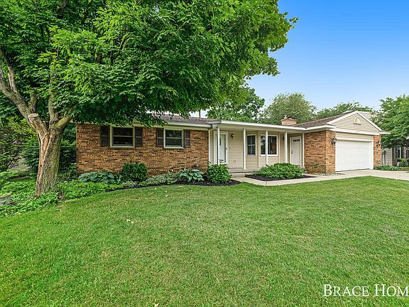 2nd image of 3492 Algonac Dr SW