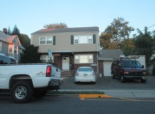 11 Park Ave, Dumont, NJ 07628