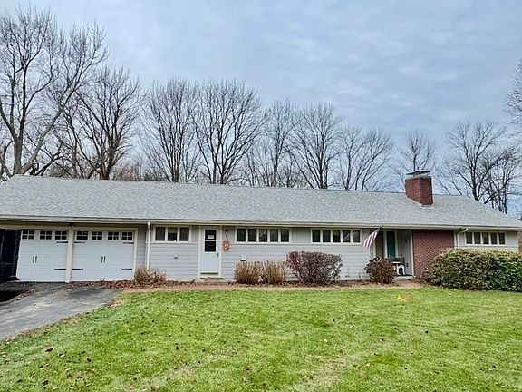 2nd image of 49 Whittier Dr