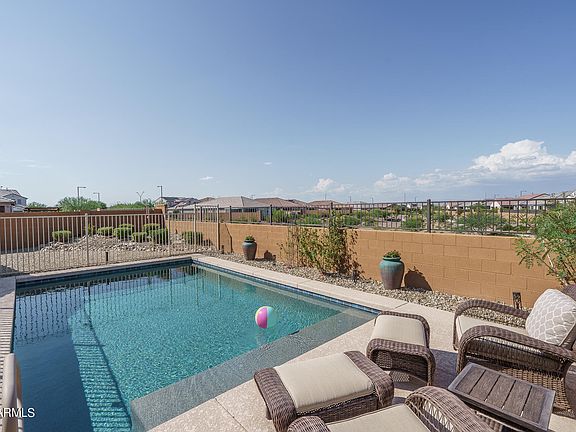 3rd image of 26050 W CAT BALUE Drive