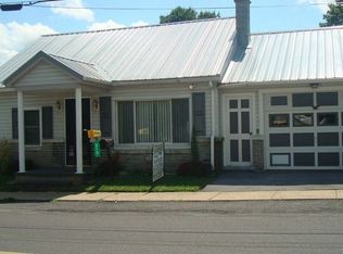 215 Bennage Ave, Lock Haven, PA 17745