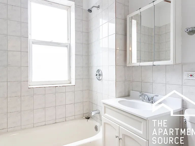 7460 N Ashland Ave #1 — Photo 7