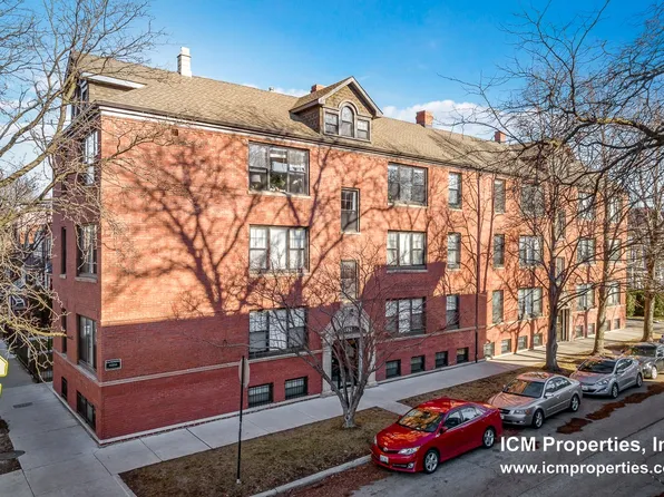 1942 W Nelson St #11EE, Chicago, IL 60657