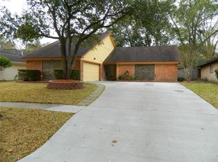 6602 Vialinda Dr, Houston, TX 77083