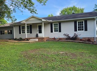 127 Michael Cir, Lawrenceburg, TN 38464