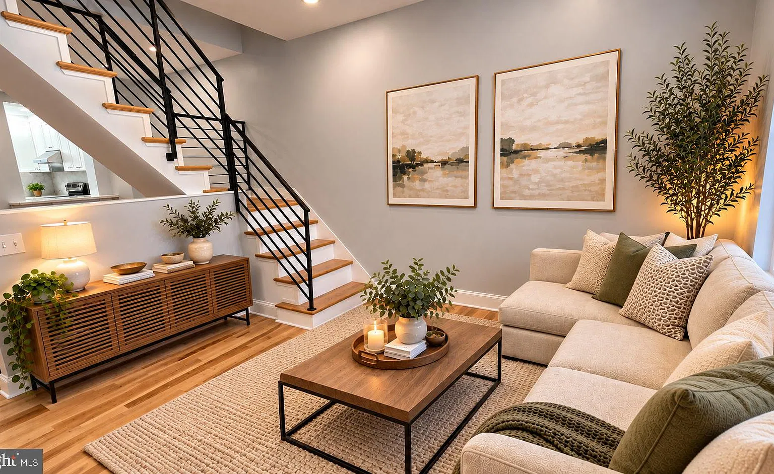 2 bed, 1.0 bath, 1233 sqft, $1,700 — Photo 1