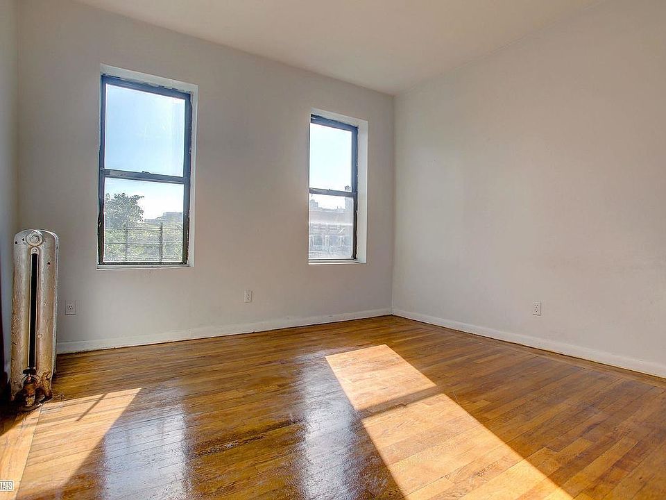 2nd image of 520 W 174th St APT 5E