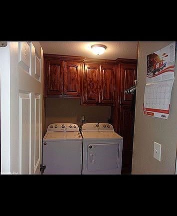 4th image of 3120 Stonehenge Dr