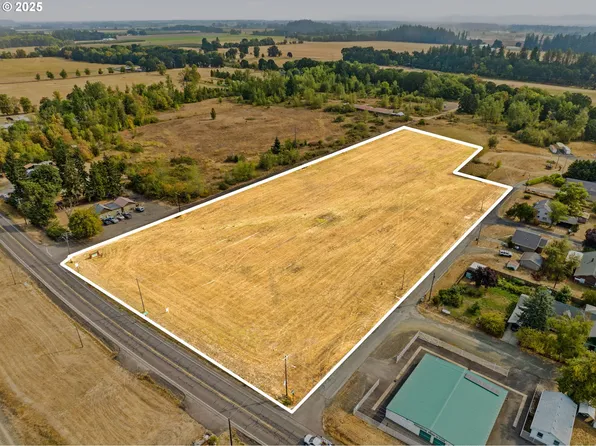 Oak St, Monroe, OR 97456