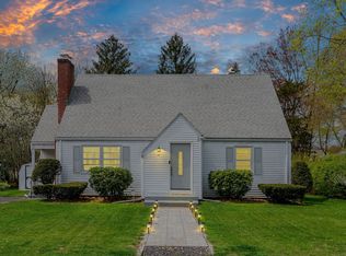29 Loomis Ave, Plainville, CT 06062