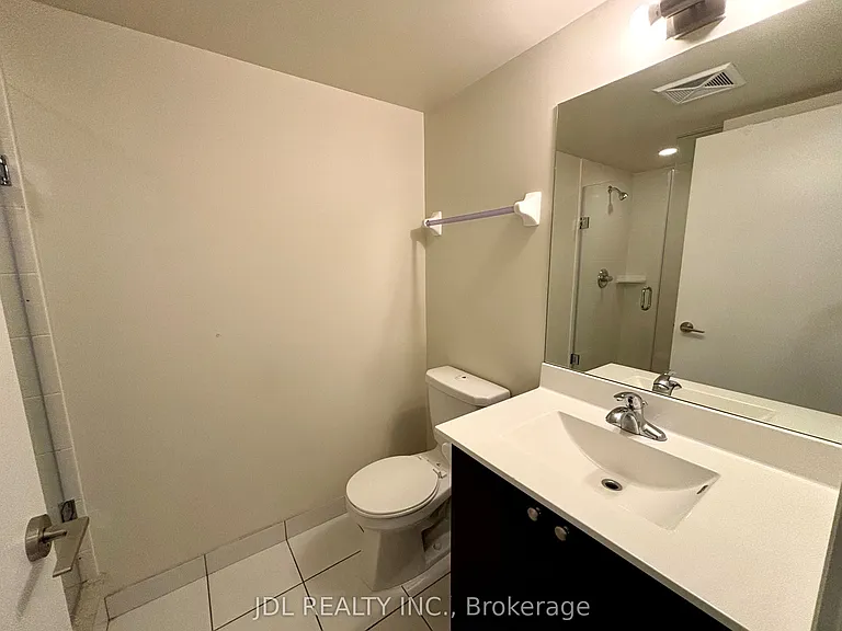 151 Village Green Sq #1804 — Photo 8
