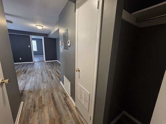 4th image of 17 E Centre St APT 4