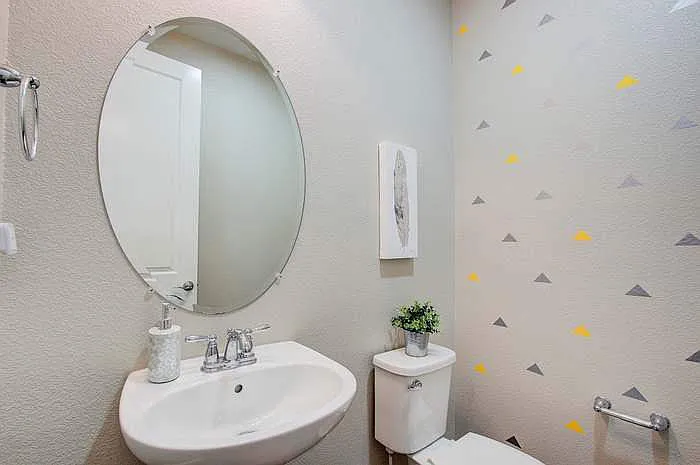2nd Floor Half Bath