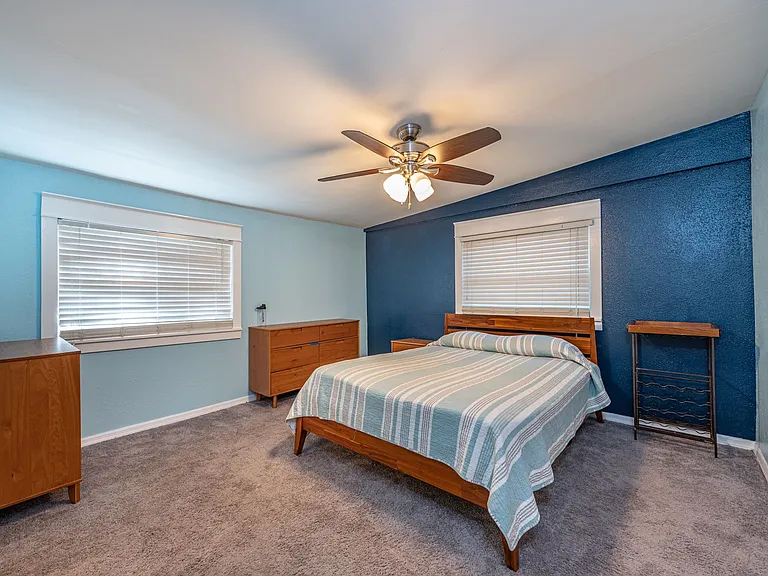 5905 N Eustace Ave — Photo 17
