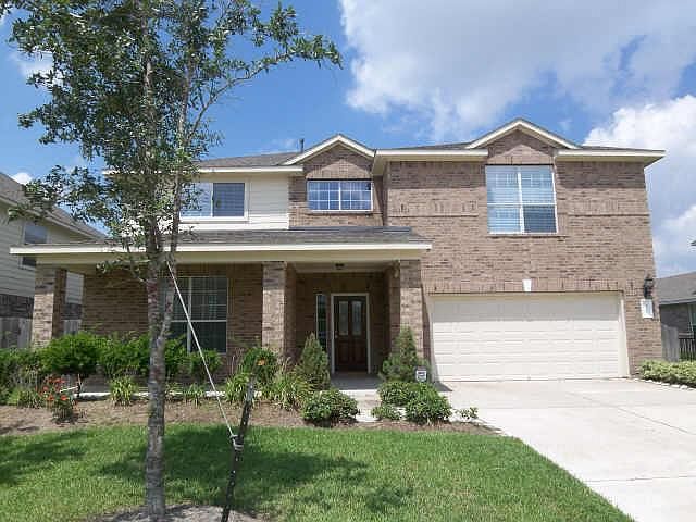 1st image of 2712 Park Falls Dr