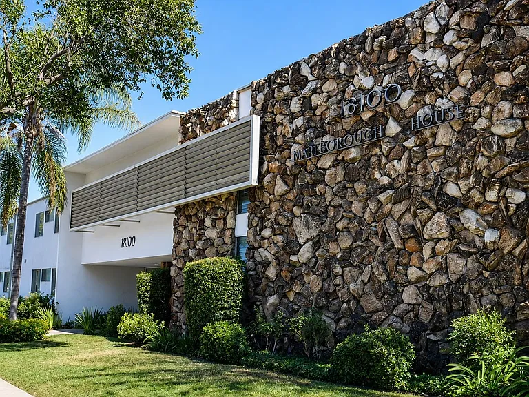 18100 Roscoe Blvd Northridge, CA 91325 — Photo 38
